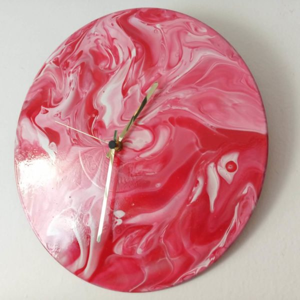 hodiny color červeno-biela lesklá